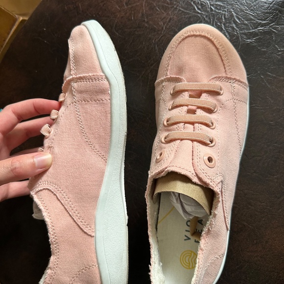 Vionic Rose Pink Sneakers - Picture 2 of 5